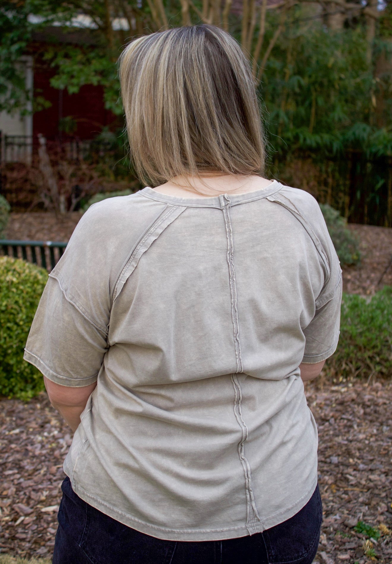 CURVY - The Molly Acid Wash Tee - Sleet
