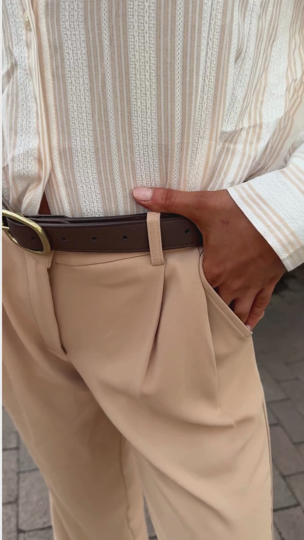 The Nadaline Pleat Front Trousers - Tan