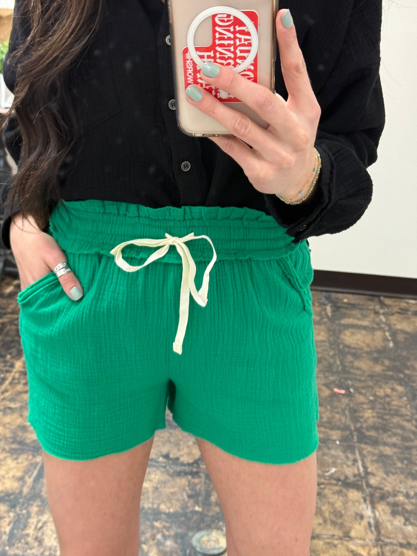 The Monica Gauze Shorts - Kelly Green