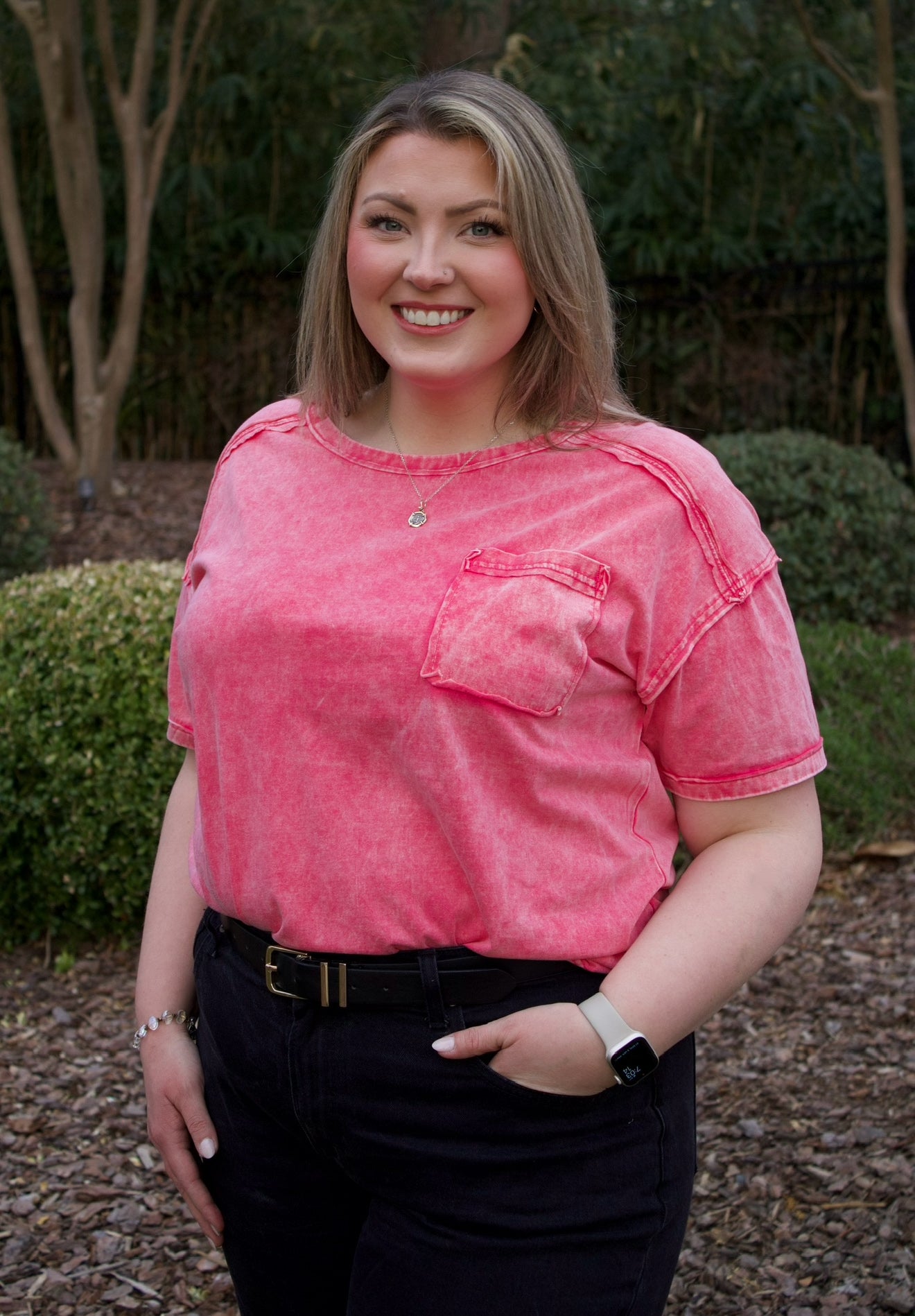 CURVY - The Molly Acid Wash Tee - Hot Pink