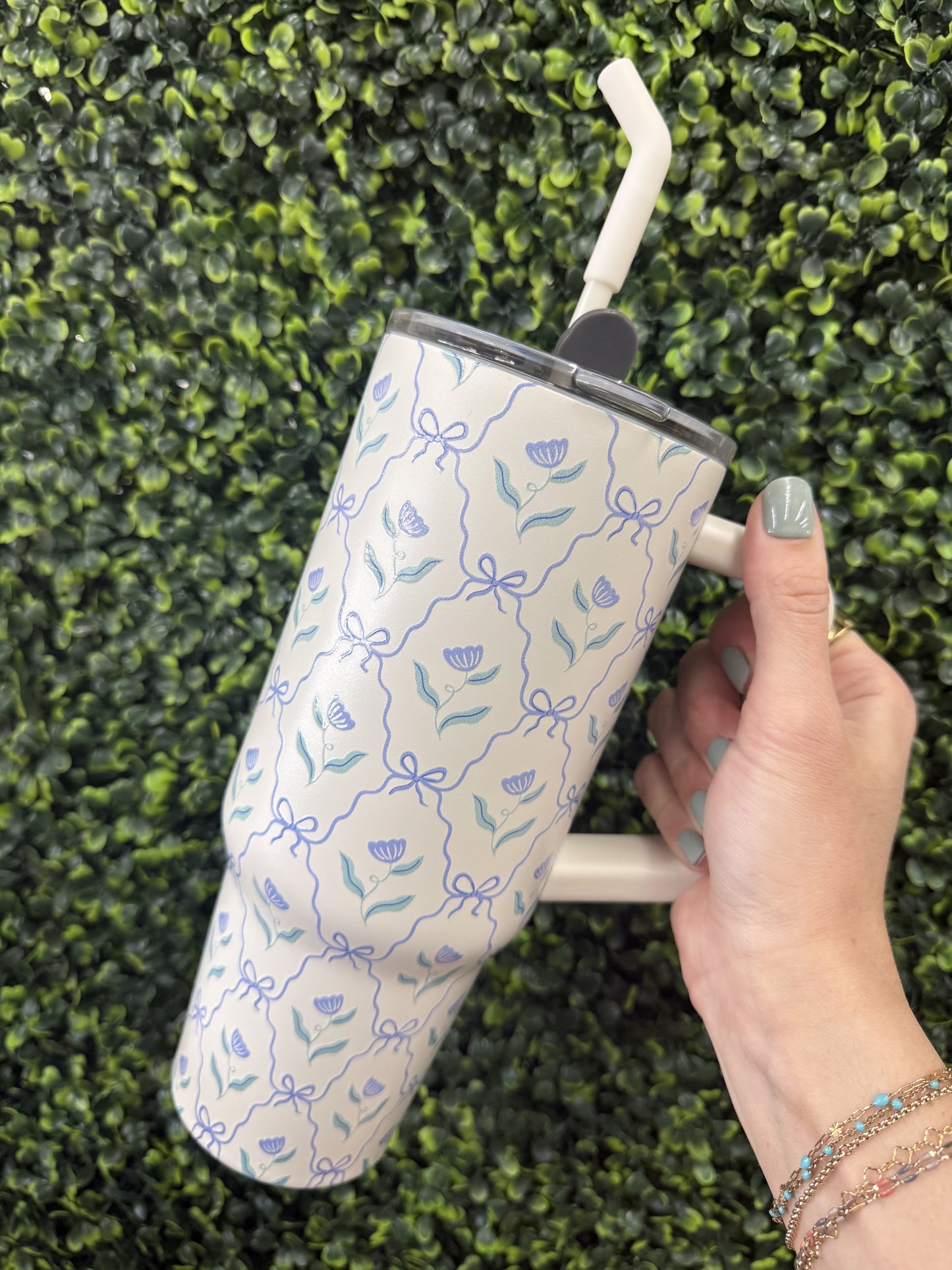 The Blue Floral + Bows 40oz Tumbler