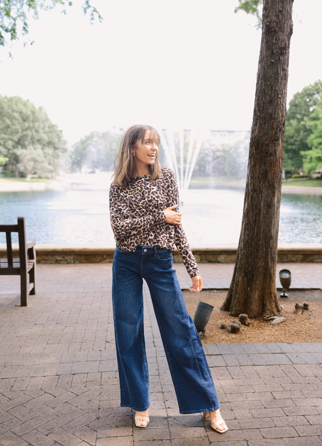 The Bronwyn Wide Leg Jeans - Dark Wash