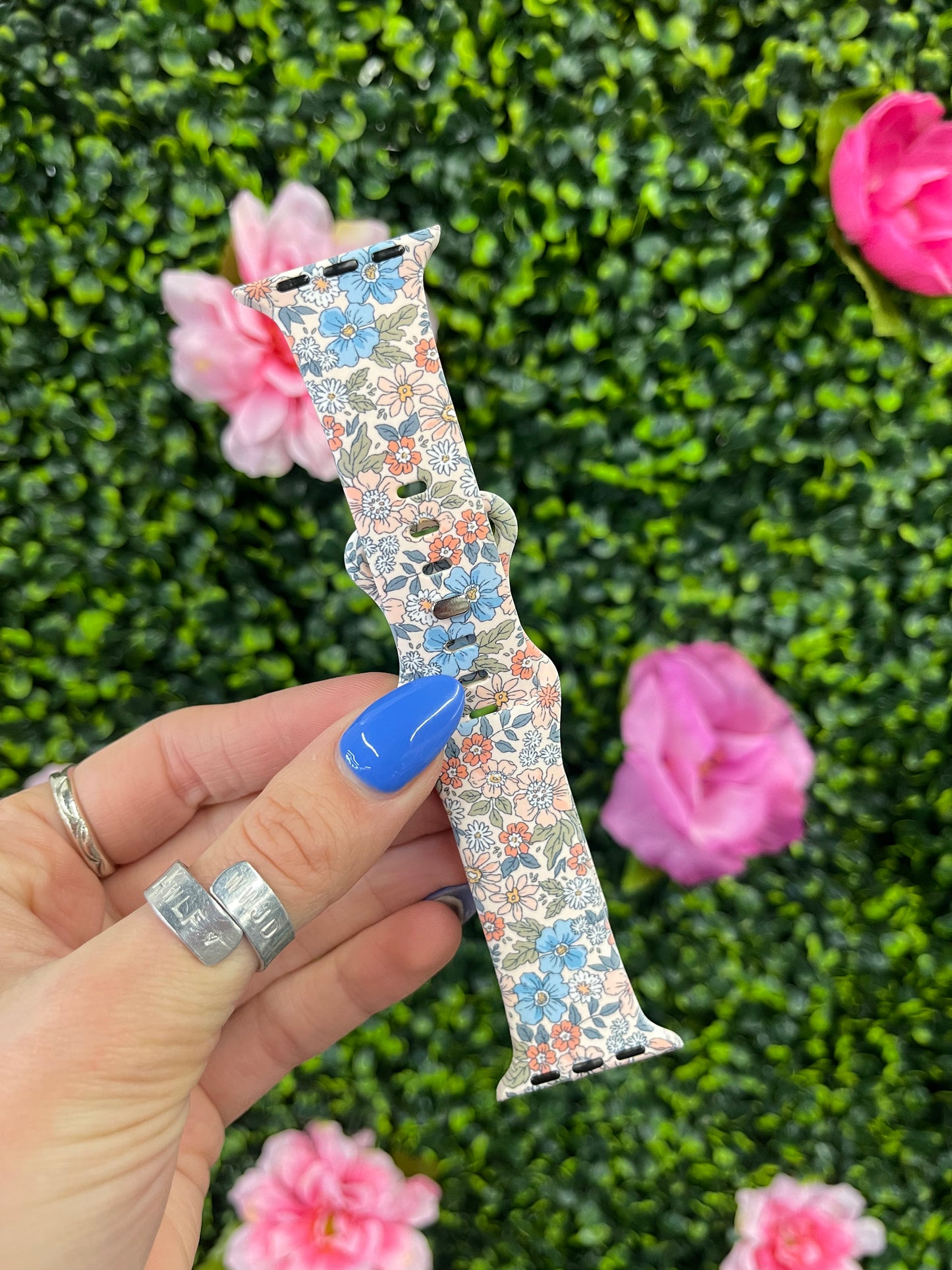 The Vintage Floral Apple Watch Band - 38/40MM