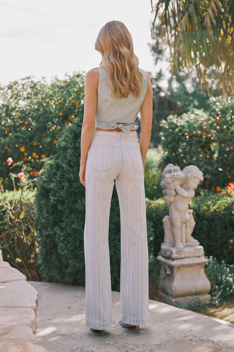 Natalia Ultra High Rise 90's Flare Jeans / Light