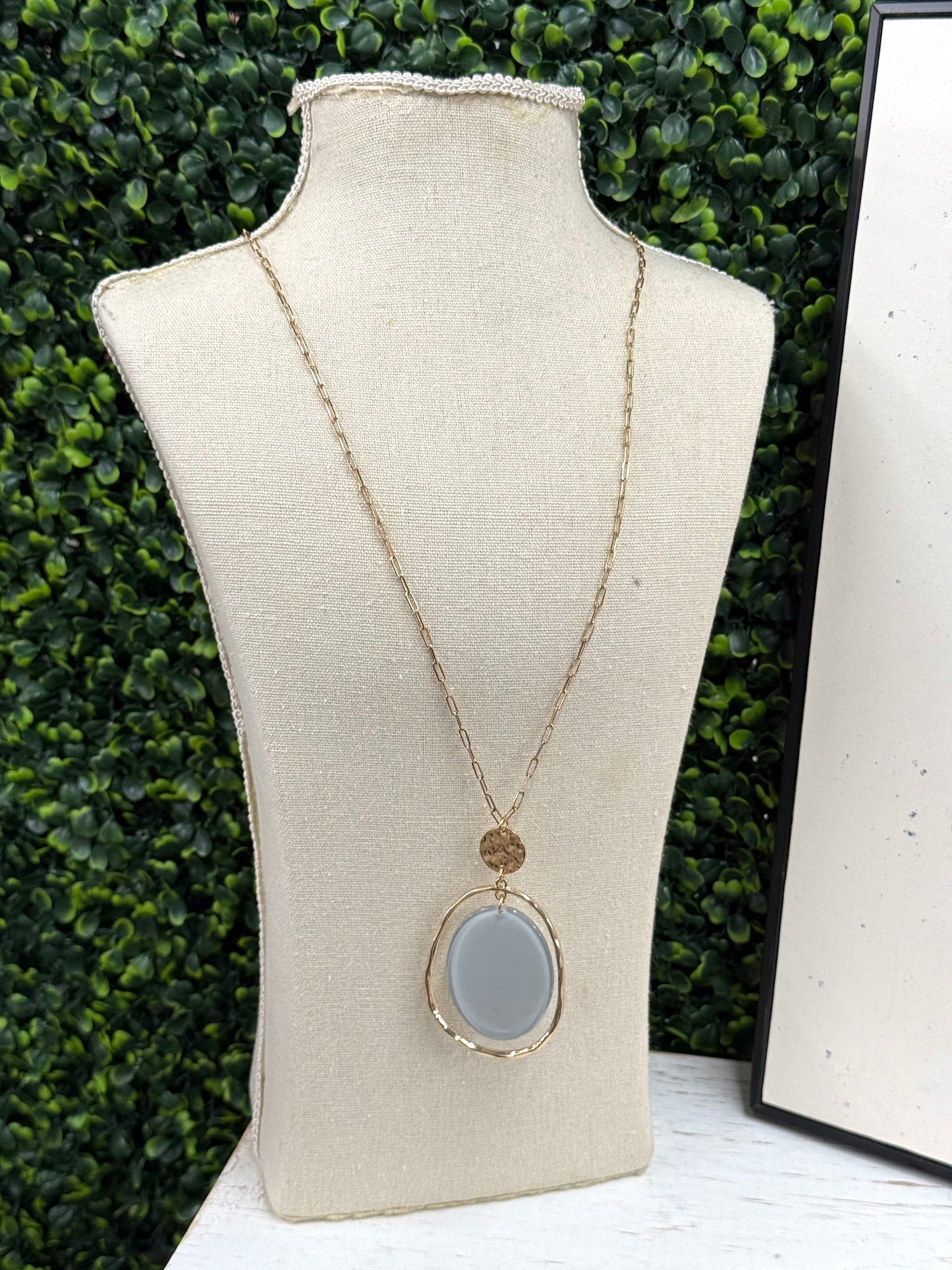 The Lynae Necklace - Gold/Grey