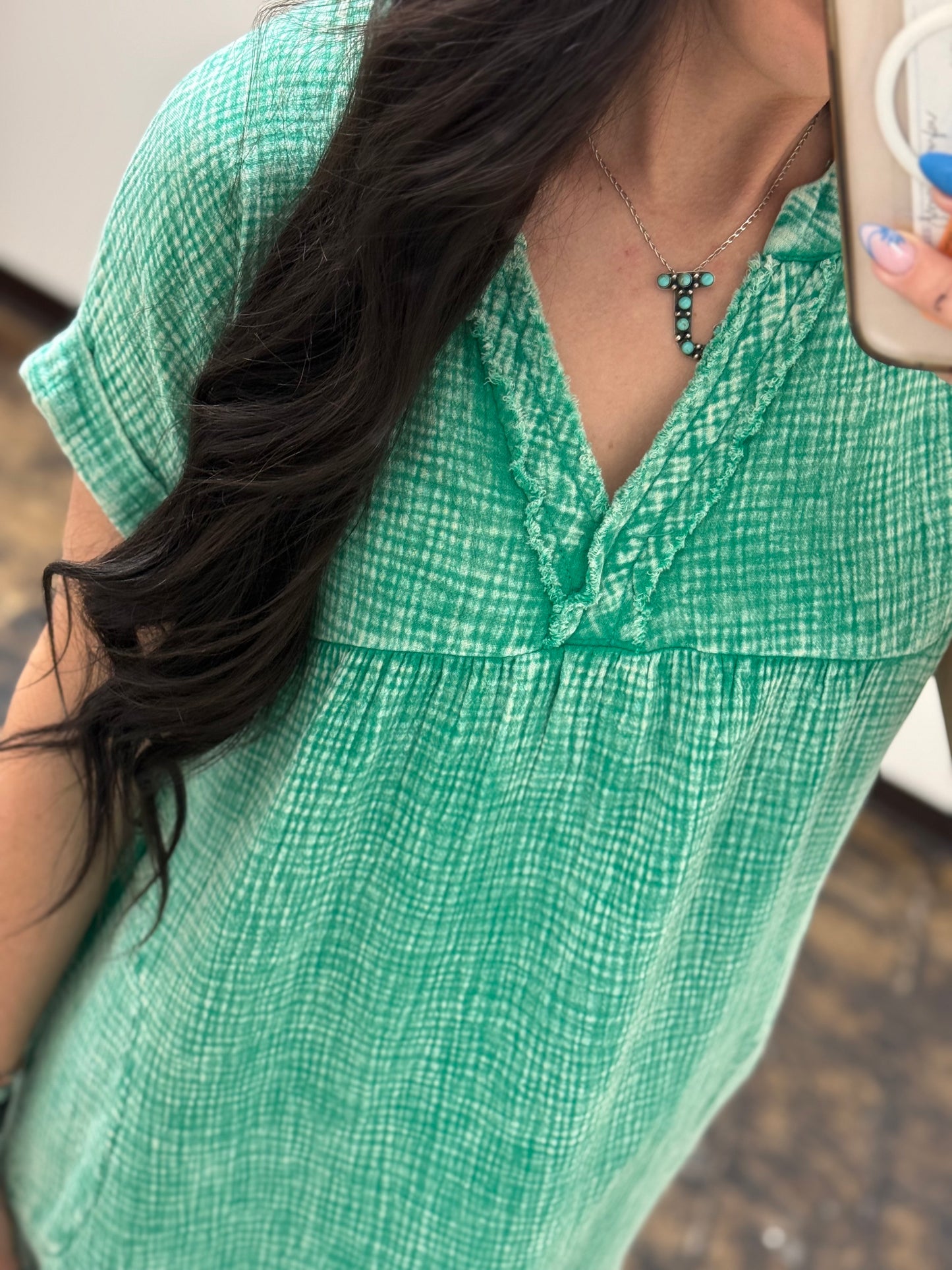 The Danielle Gauze V-Neck Dress - Kelly Green