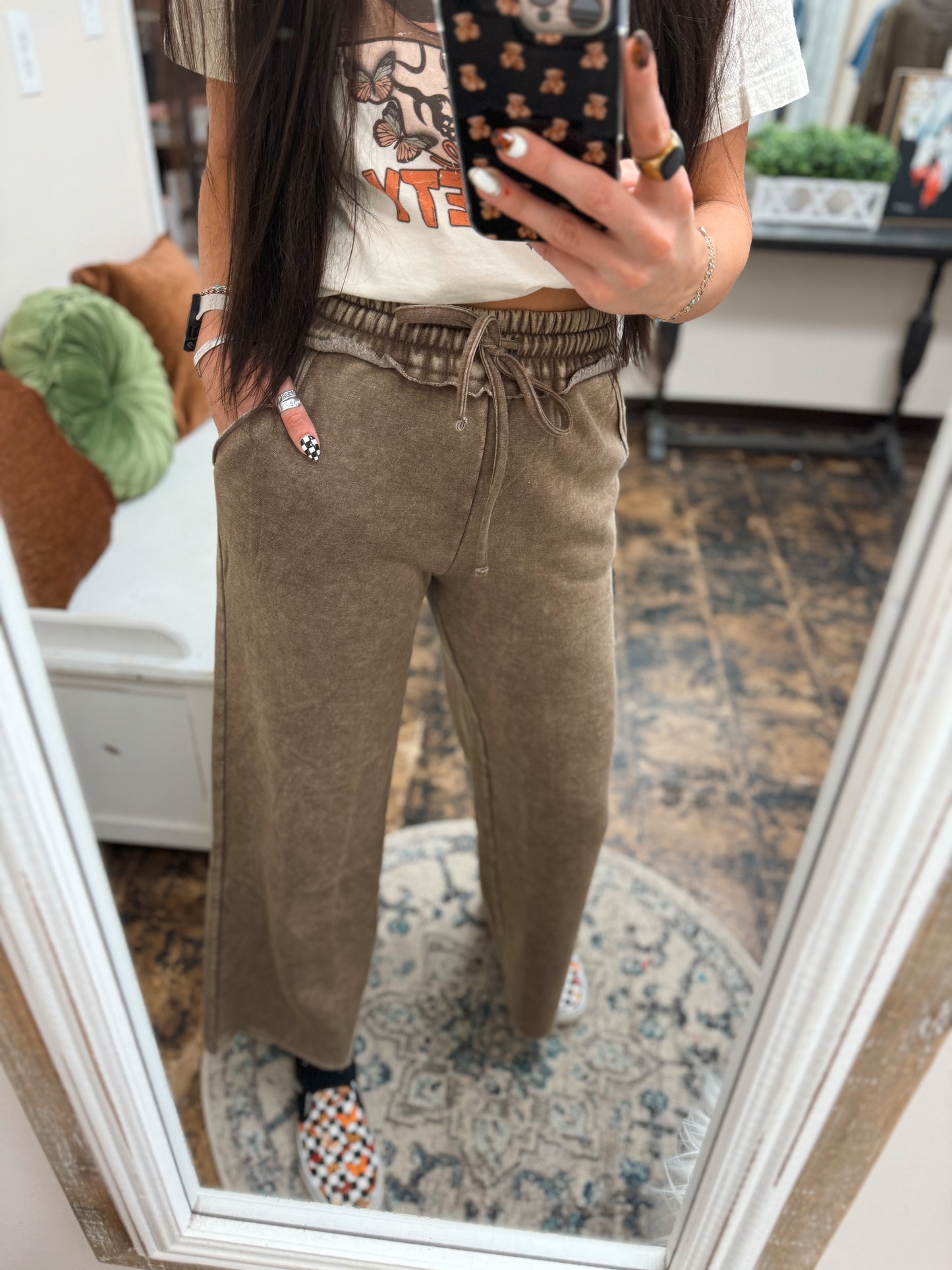 The Cambree Palazzo Sweatpants - Mocha