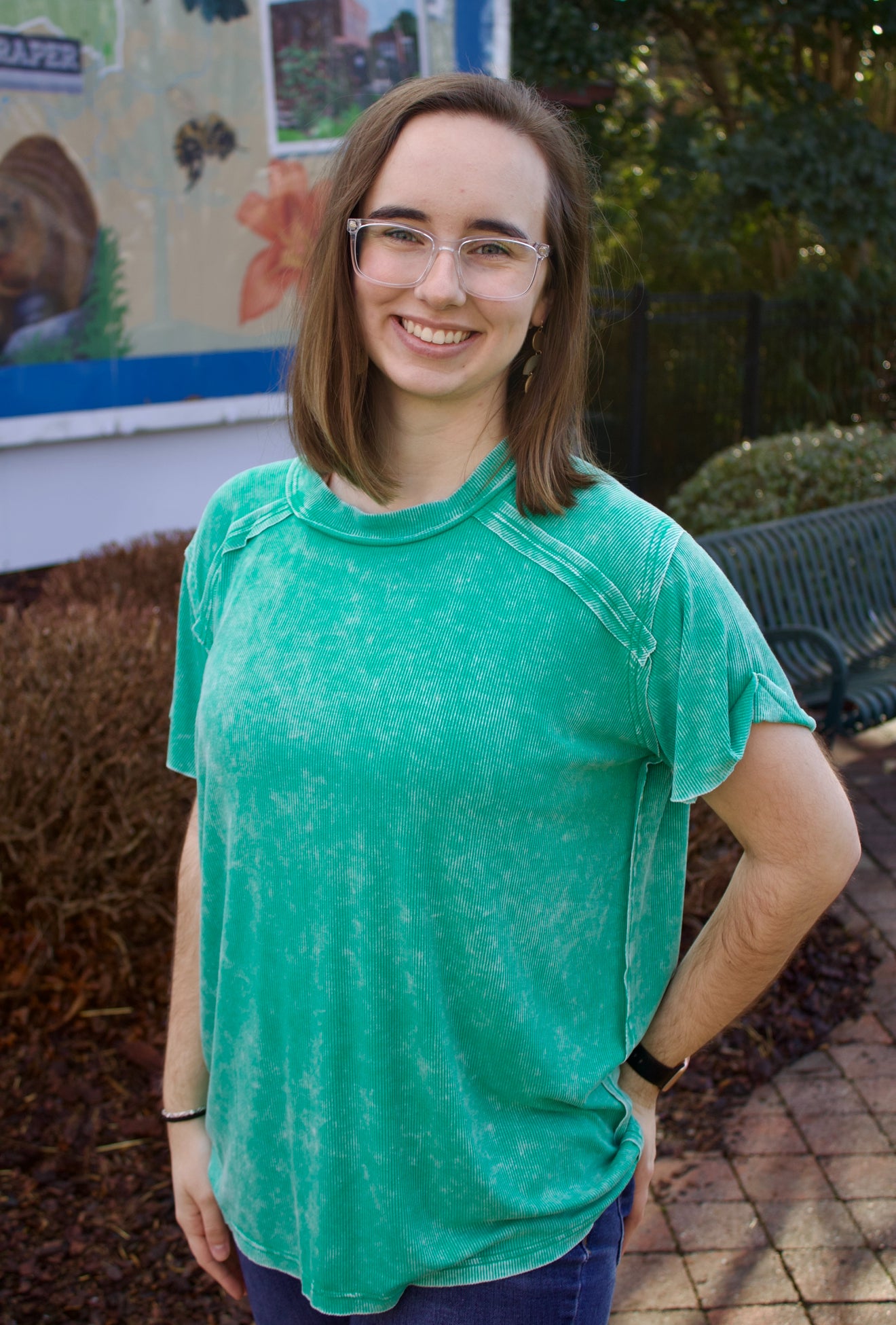 The Carmina Washed Ribbed Tee - Kelly Green