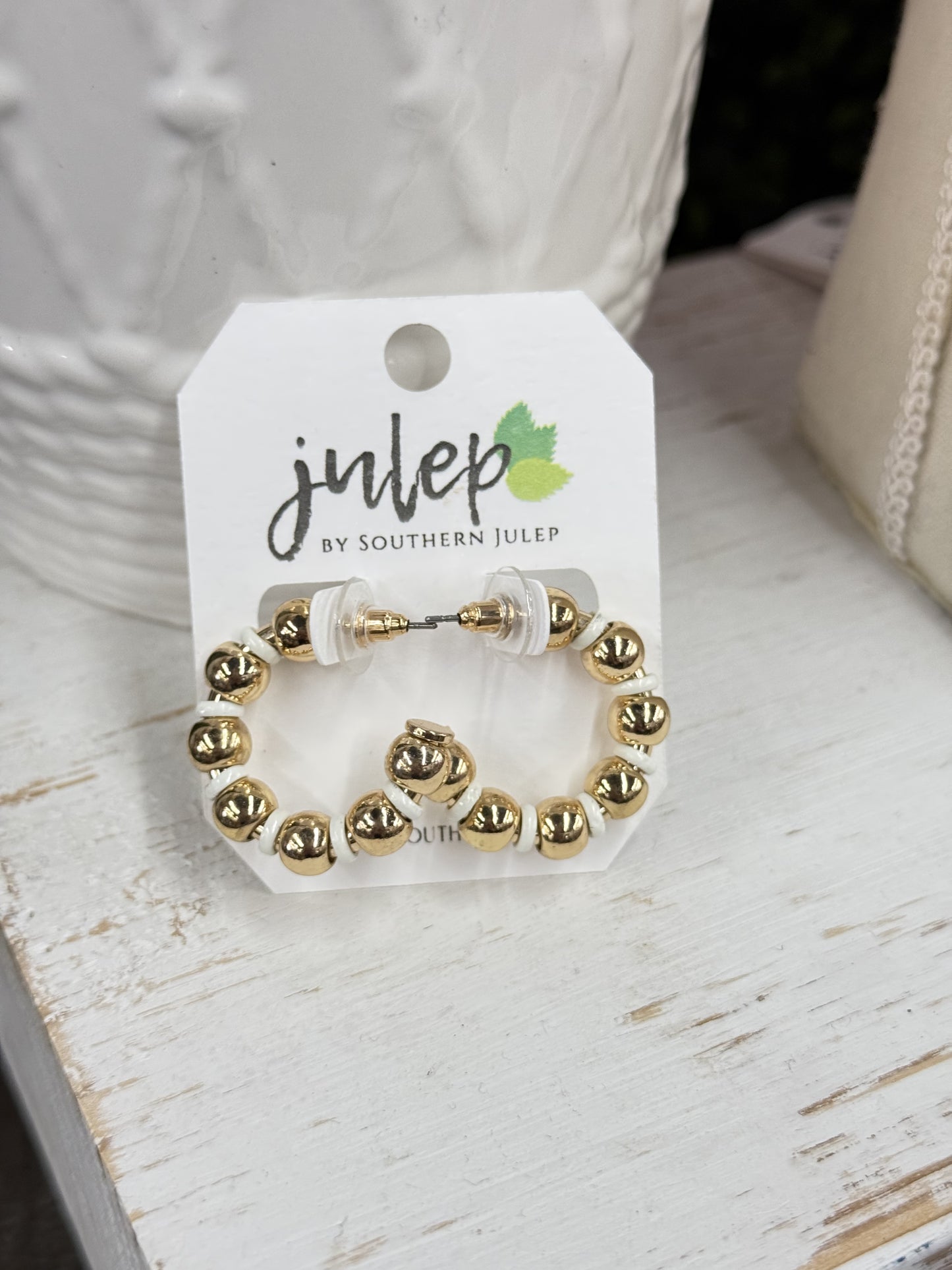 The Harli Earrings - White/Gold