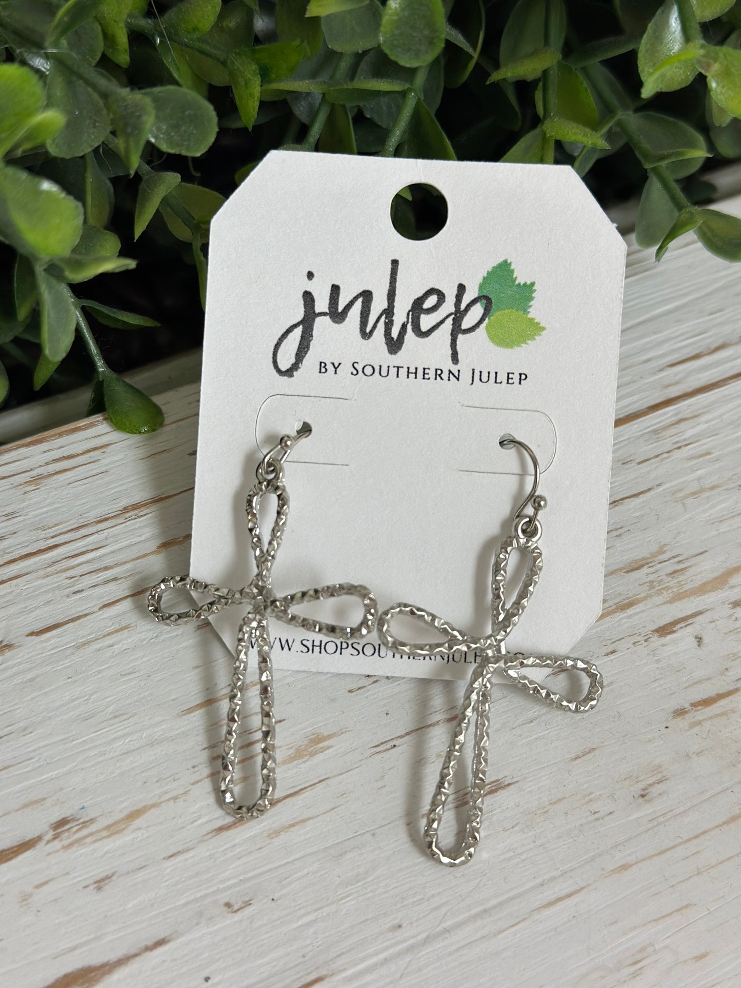 The Bethel Open Cross Earrings - Hammered Silver