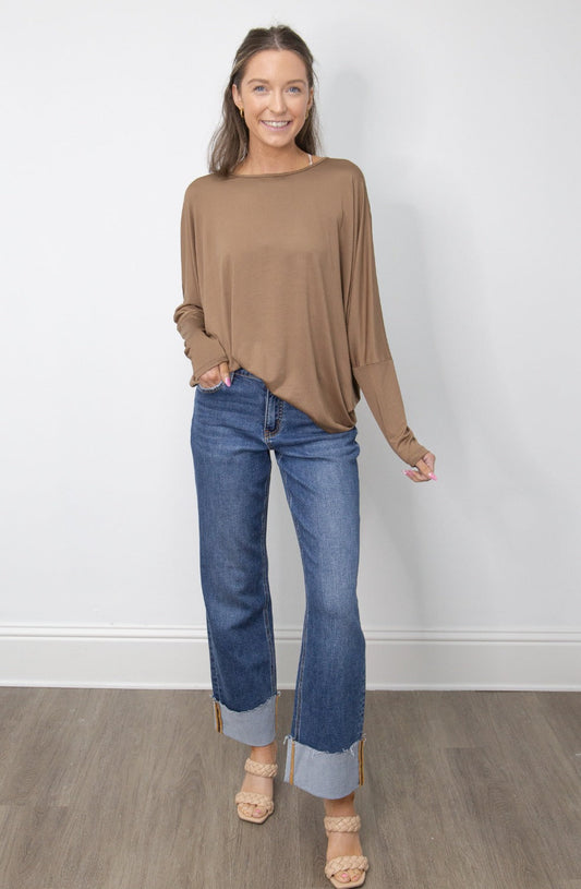 The Caillin Straight Leg Jeans - Mid-Wash