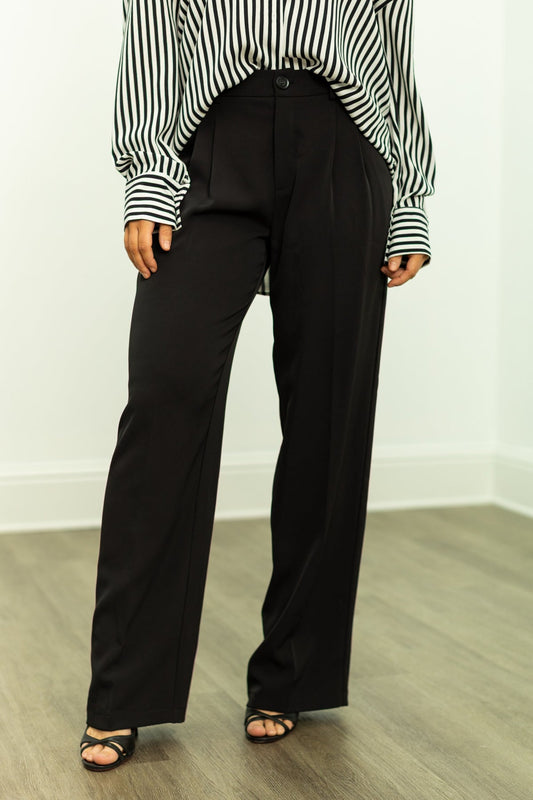 The Nadaline Pleat Front Trousers - Black