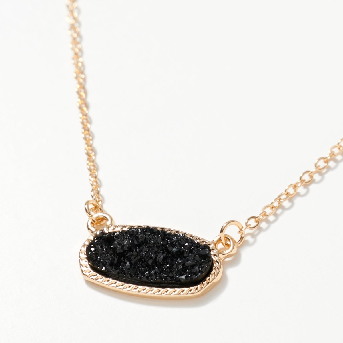 Dainty Oval Druzy Pendant Necklace & Earring Set - Black on Gold