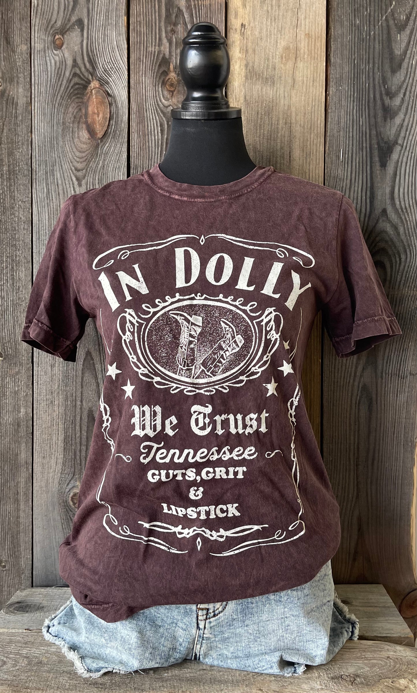 In Dolly We Trust Cocoa Mineral Washed Tee