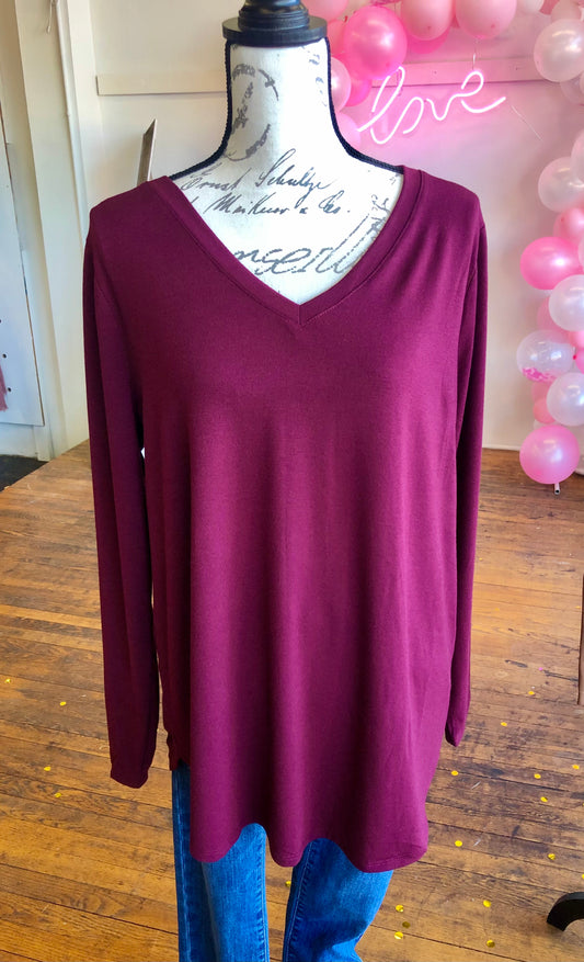 Curvy The Giada V-Neck Top - DK Burgundy